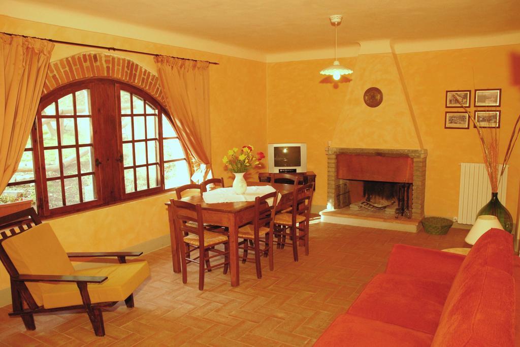 Agriturismo La Torre Bagni di Lucca Exterior foto